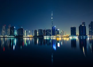 buildings-1839726_1280.jpg