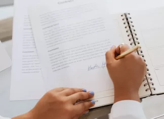 Jakie prawa przysługują osobom zatrudnionym na umowę zlecenie 430-jakie-prawa-przysluguja-osobom-zatrudnionym-na-umowe-zleceni.webp