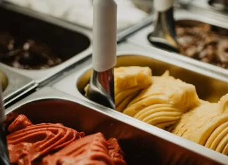 Jak wybrać odpowiednią maszynę do produkcji lodów rzemieślniczych siorbet.pl - 375-jak-wybrac-odpowiednia-maszyne-do-produkcji-lodow-rzemieslni.webp