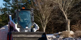 asco-eq.pl - 048-co-zrobic-gdy-maszyna-bobcat-odmawia-posluszenstwa-na-budowi.webp